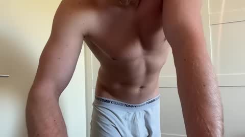 Snapshot of gigolo_amsterdam chatting on 04/29/26, 08:40 gigolo amsterdam023 online show from 04/29/26, 08:40
