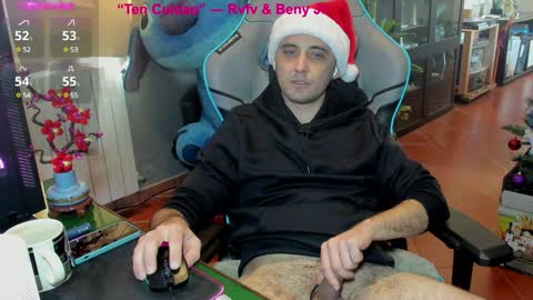 Snapshot of gil_gamesh90 chatting on 12/31/24, 11:20 Mirko online show from 12/31/24, 11:20