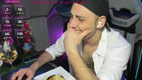 Snapshot of gil_gamesh90 chatting on 02/02/25, 06:20 Mirko online show from 02/02/25, 06:20