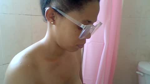 Gilari online show from 07/22/26, 07:49