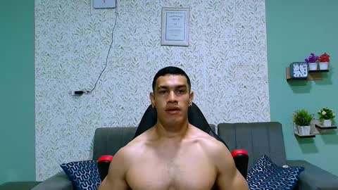 GILBERT online show from 02/02/25, 03:28