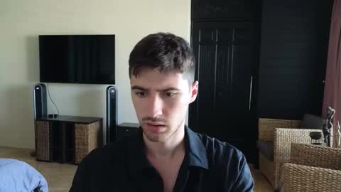 gilbertogonzales online show from 11/05/25, 02:22