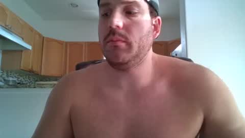 Snapshot of gildedsins1 chatting on 01/22/25, 09:32 WildBoyVibes online show from 01/22/25, 09:32