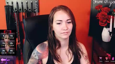 Snapshot of gina_hotlick chatting on 05/22/26, 03:35 gina_hotlick online show from 05/22/26, 03:35