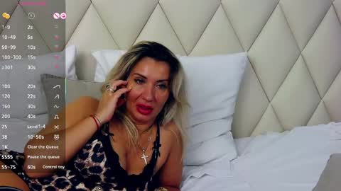 Snapshot of ginabear chatting on 05/27/26, 01:57 Gina online show from 05/27/26, 01:57