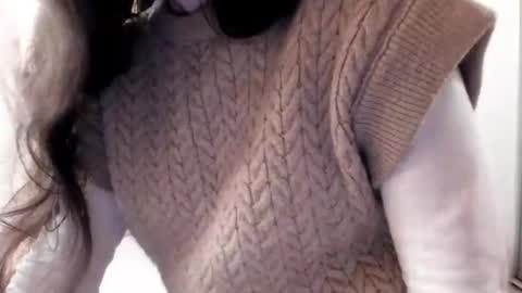 Kate online show from 12/17/24, 01:16