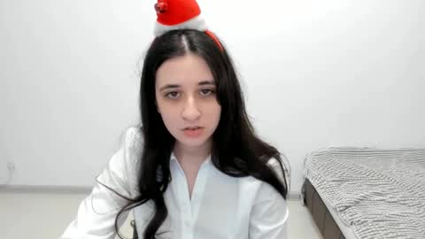 Kate online show from 12/21/24, 12:27