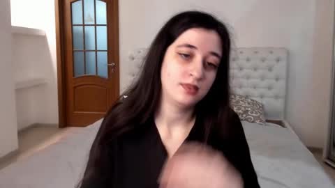 Kate online show from 01/08/25, 09:32