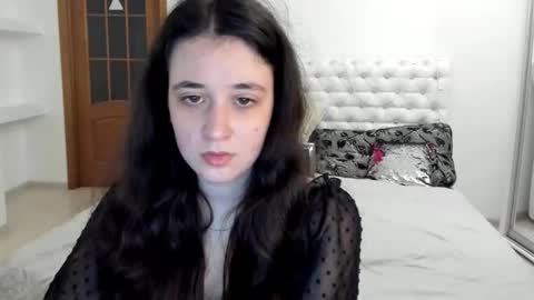 Kate online show from 10/26/25, 11:38