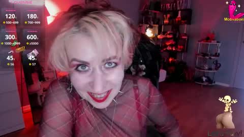 Snapshot of ginamiracle chatting on 04/21/26, 06:44 Gina Moor online show from 04/21/26, 06:44