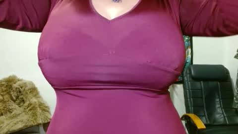 GinaONeon online show from 04/23/26, 08:24