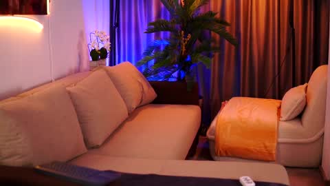 Gina online show from 01/29/25, 08:25