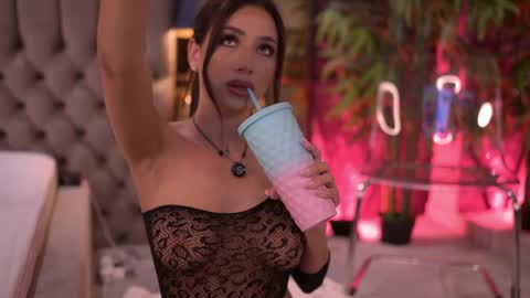 Gina online show from 05/27/26, 07:44