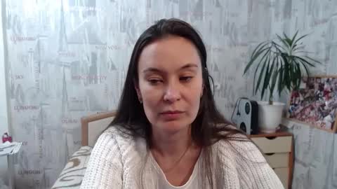 ginaxsoulah   online show from 09/18/25, 09:44