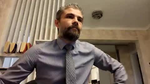 Snapshot of gindrie chatting on 01/30/25, 05:41 Gabriel online show from 01/30/25, 05:41