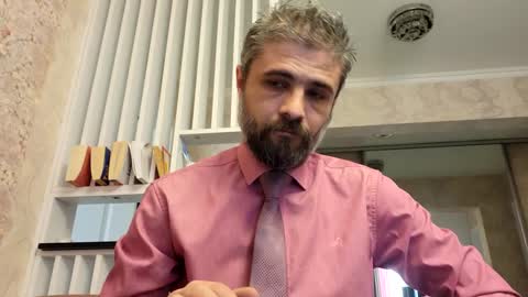 Snapshot of gindrie chatting on 02/04/25, 12:44 Gabriel online show from 02/04/25, 12:44