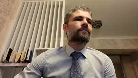 Snapshot of gindrie chatting on 03/03/25, 06:15 Gabriel online show from 03/03/25, 06:15