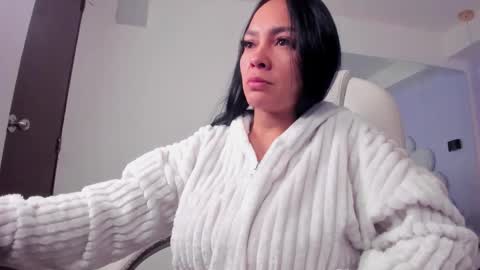 Ginebra Ness online show from 10/24/25, 12:34