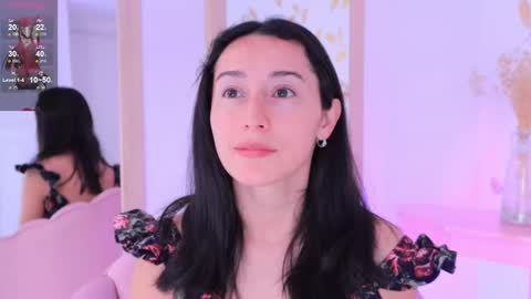 Snapshot of ginevra_esposito chatting on 09/22/25, 12:51 Ginn online show from 09/22/25, 12:51