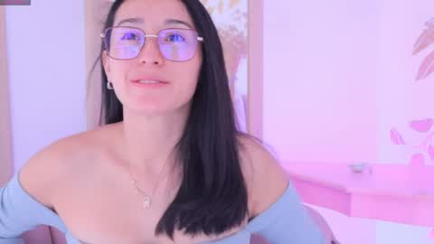 Snapshot of ginevra_esposito chatting on 10/01/25, 12:44 Ginn online show from 10/01/25, 12:44