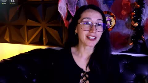 Snapshot of ginevra_esposito chatting on 10/14/25, 01:01 Ginn online show from 10/14/25, 01:01