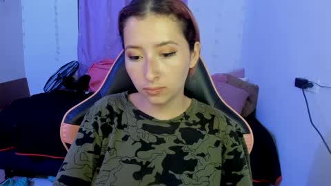 Snapshot of ginger_sweetty chatting on 03/06/25, 12:00 Ginger online show from 03/06/25, 12:00