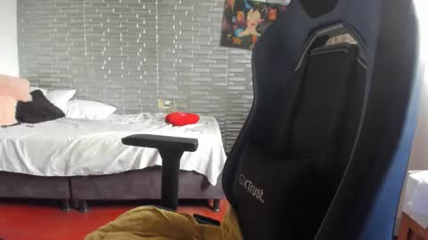 Snapshot of ginger_sweetty chatting on 04/24/26, 09:39 Ginger online show from 04/24/26, 09:39