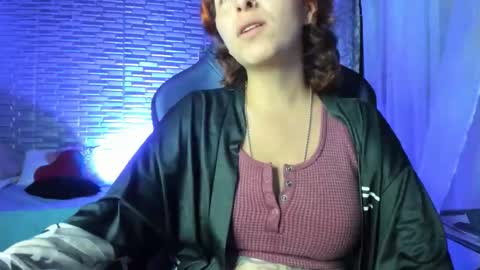 Snapshot of ginger_sweetty chatting on 05/11/26, 01:22 Ginger online show from 05/11/26, 01:22