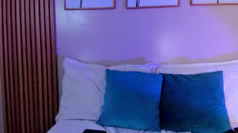        online show from 03/19/26, 08:24