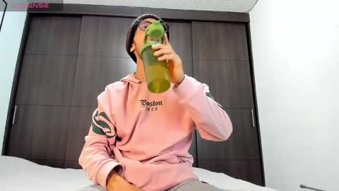 Snapshot of gingerale212 chatting on 02/19/25, 02:01 Ginger online show from 02/19/25, 02:01