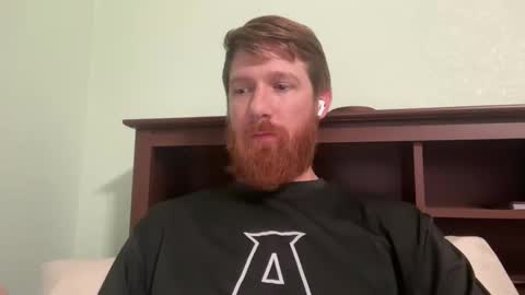 Snapshot of gingermania10 chatting on 12/13/24, 12:42 gingermania10 online show from 12/13/24, 12:42