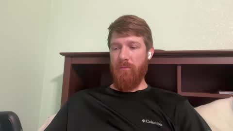 Snapshot of gingermania10 chatting on 12/15/24, 04:26 gingermania10 online show from 12/15/24, 04:26