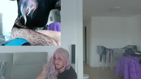 Snapshot of gingerpink1911 chatting on 11/09/25, 12:36 GingerPink online show from 11/09/25, 12:36