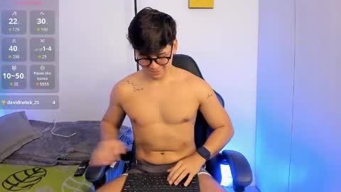 Snapshot of gingertwink_n chatting on 05/30/26, 12:19 Josh Mills online show from 05/30/26, 12:19