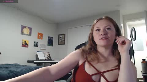 Snapshot of gingervial chatting on 10/11/25, 04:22 gingervial online show from 10/11/25, 04:22