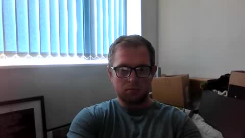 Snapshot of ginwood chatting on 05/11/26, 04:04 ginwood online show from 05/11/26, 04:04