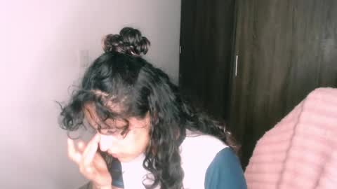 giny_bean online show from 05/13/26, 10:01
