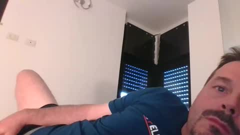 gio_021 online show from 09/21/25, 03:57
