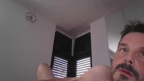 gio_021 online show from 10/05/25, 03:10