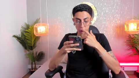 Gio Carangi online show from 04/12/26, 02:38