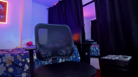 GIOMAR REYES online show from 02/13/25, 03:07