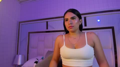 Snapshot of giorgia_13 chatting on 01/28/25, 03:04 giorgia online show from 01/28/25, 03:04