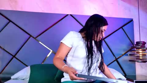 Snapshot of giorgia_13 chatting on 09/23/25, 03:09 giorgia online show from 09/23/25, 03:09