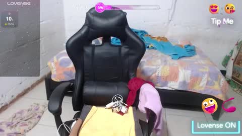 Snapshot of giorgia_xue53 chatting on 01/21/25, 08:41 Mary online show from 01/21/25, 08:41