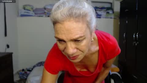 Snapshot of giorgia_xue53 chatting on 02/06/25, 08:50 Mary online show from 02/06/25, 08:50