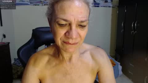 Snapshot of giorgia_xue53 chatting on 02/12/25, 06:08 Mary online show from 02/12/25, 06:08