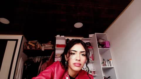 giovanna_oliveria online show from 02/21/26, 04:52