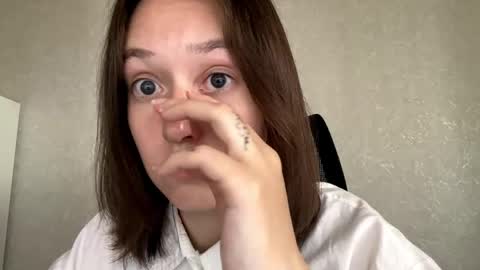 Melisa online show from 05/17/26, 05:05