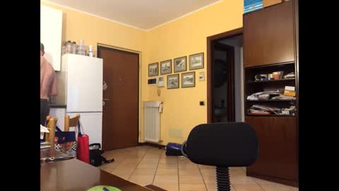 Snapshot of giovanni_1964 chatting on 05/16/26, 12:04 giovanni_1964 online show from 05/16/26, 12:04