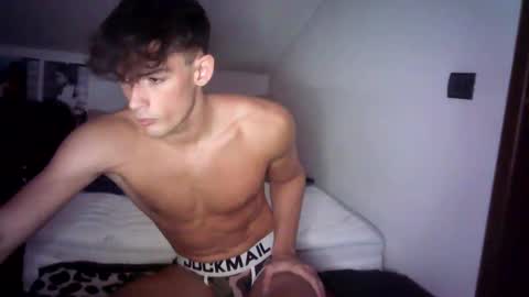 giovyyx online show from 02/14/25, 06:19